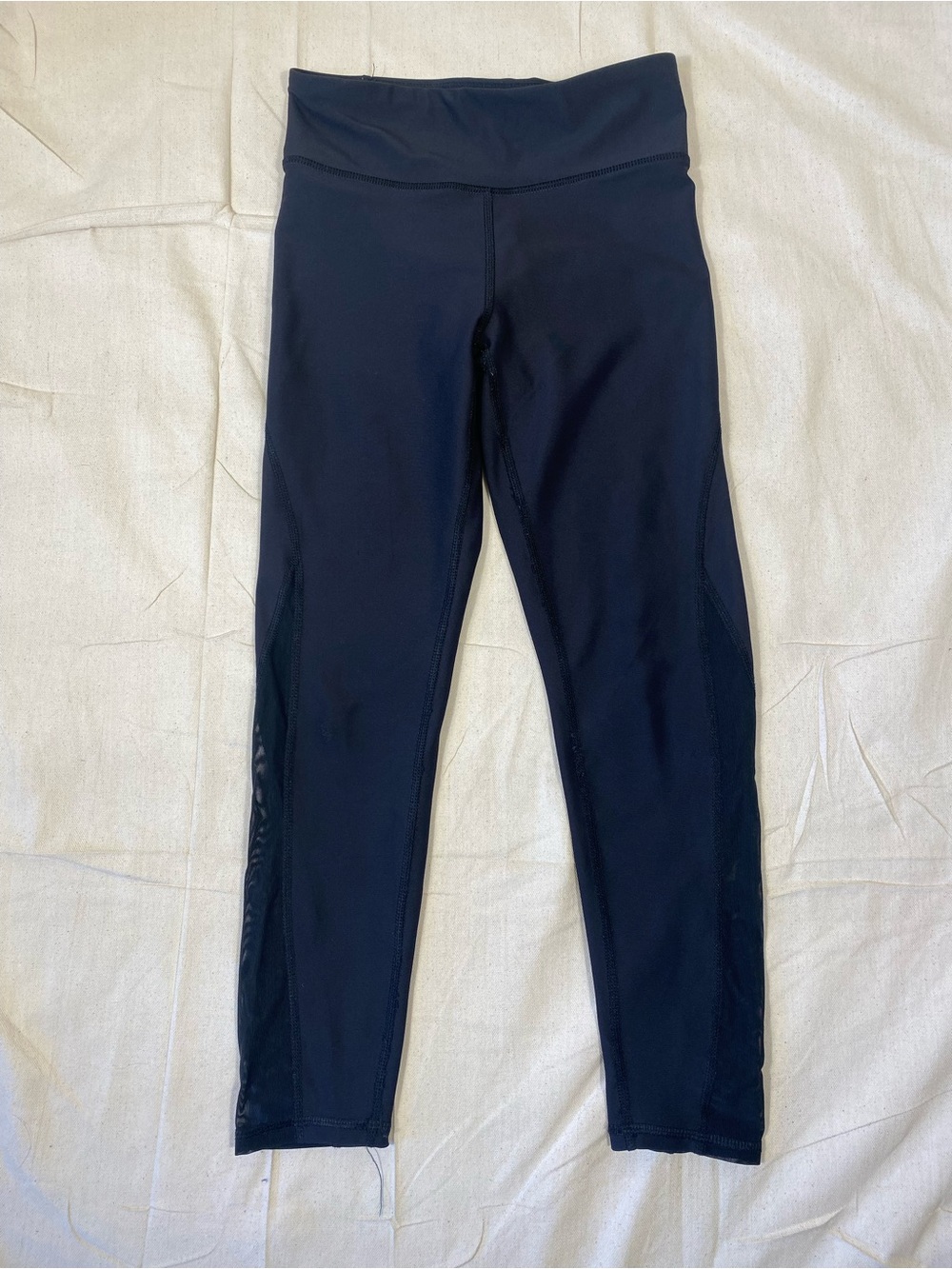 Girls Old Navy Active High Rise Black with Mesh Detail Legging